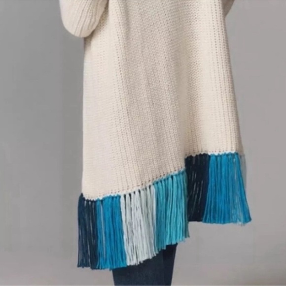 Anthropologie Oversized Long Cream Cardigan w Blue Fringe
Gently Used - Picture 3 of 8